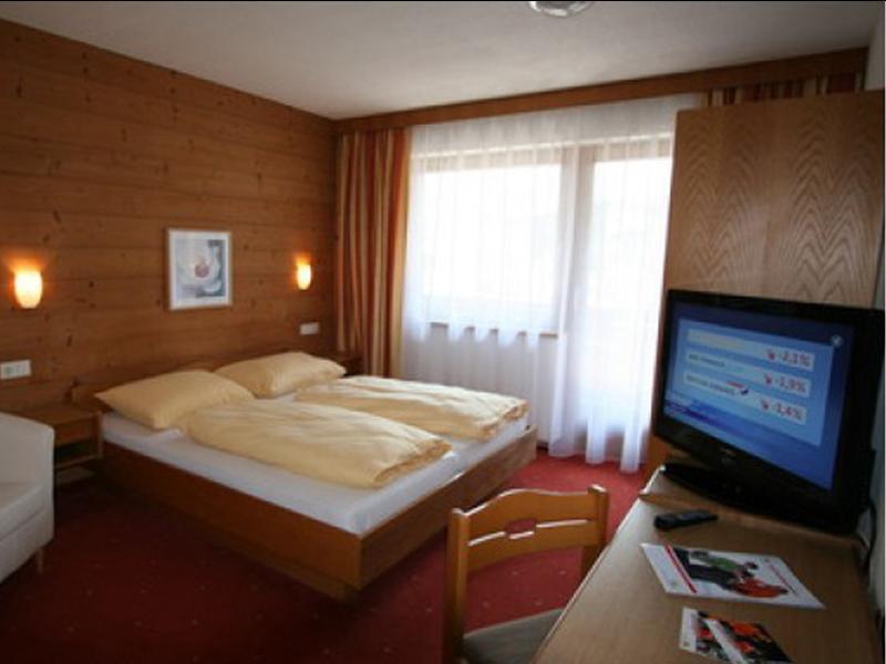 First Mountain Hotel Zillertal Aschau Im Zillertal Luaran gambar