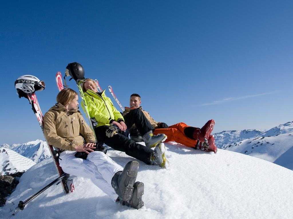 First Mountain Hotel Zillertal Aschau Im Zillertal Luaran gambar